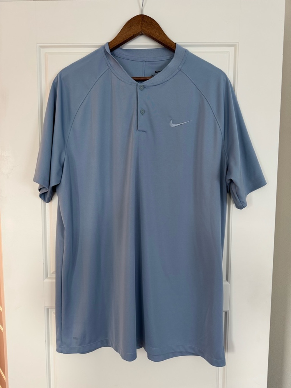 Nike Men's Light Blue Short Sleeve Henley Performance